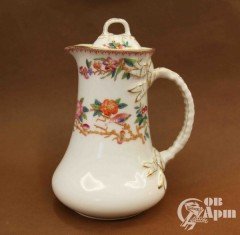 Кофейник с крышкой